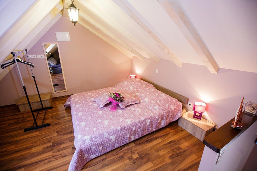 Studio Apartments Bonaca Split Ngoại thất bức ảnh