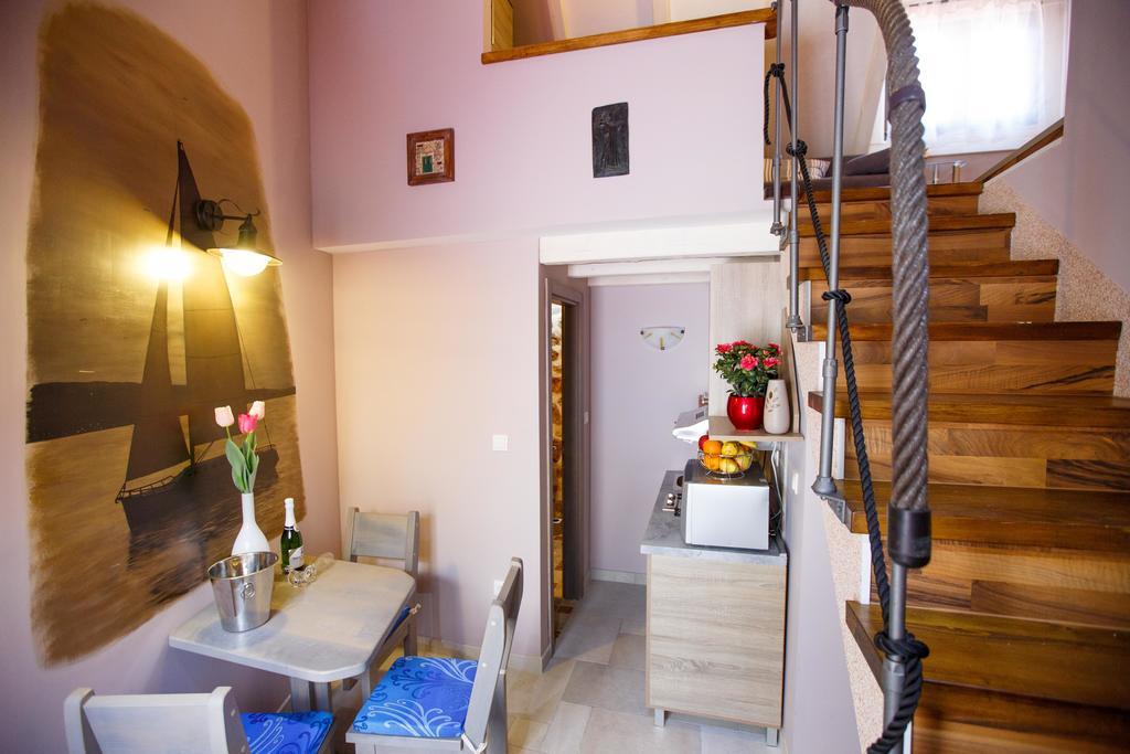 Studio Apartments Bonaca Split Ngoại thất bức ảnh