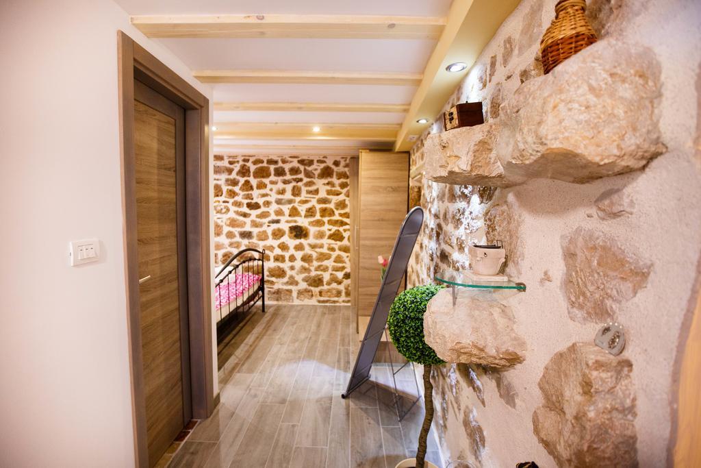 Studio Apartments Bonaca Split Ngoại thất bức ảnh