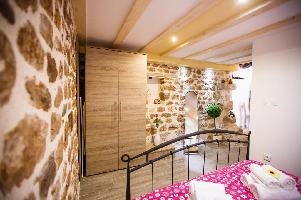 Studio Apartments Bonaca Split Ngoại thất bức ảnh