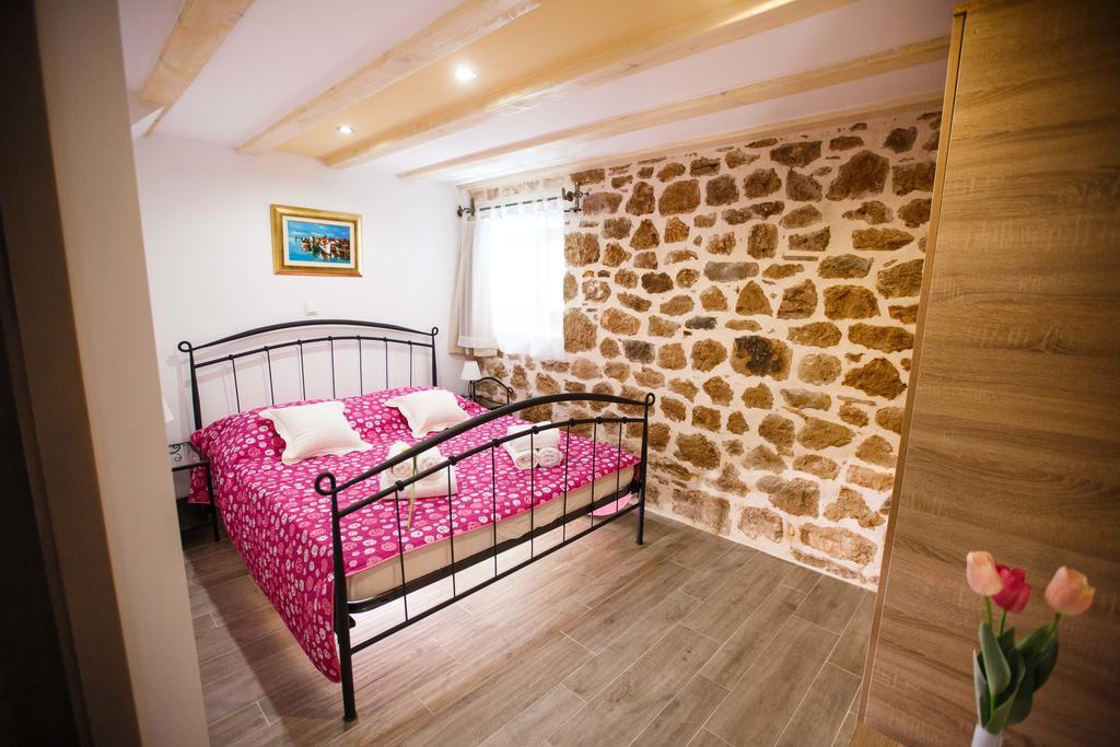 Studio Apartments Bonaca Split Ngoại thất bức ảnh